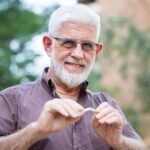 Armando Peruga, epidemiólogo: “Mientras no subamos los impuestos al tabaco y controlemos la oferta, seguiremos cojos”