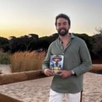 GONZALO MARTÍNEZ-BONÉ CABELLO DE LOS COBOS EXPONE LOS RIESGOS GEOPOLÍTICOS GLOBALES EN SU NOVELA ‘LA CAÍDA DE LAS NACIONES’