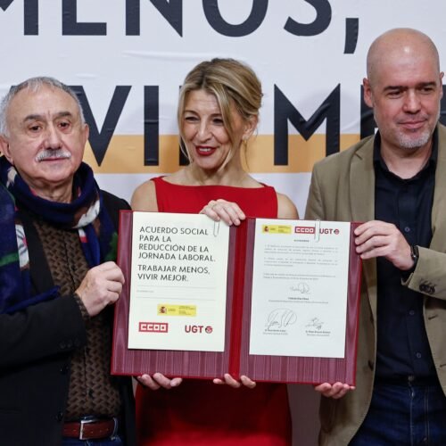 El Gobierno retrasa la aprobación del registro horario pese al ultimátum de los sindicatos y dice que lo tramitará en septiembre