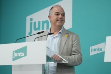 Junts busca levantar el ánimo ante el auge de Aliança: “Hay fogonazos que se llevará el viento”
