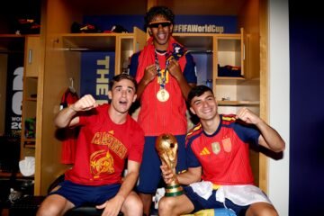 Así se vivió en el vestuario de España el triunfo en el Mundial: “Hemos bailado a Argentina”