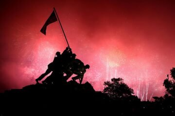Calor, un desalojo y 355 fuegos artificiales por segundo; así fue el 4 de julio en Washington