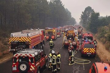 Cortan el tren y la autopista desde Baiona hacia Burdeos por el avance de los incendios en Francia