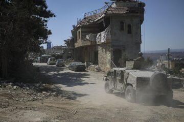 Israel destruye un túnel de Hezbolá junto a un puesto de la ONU