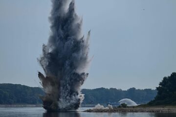 Rumanía eleva con explosivos el caudal del Danubio para refrigerar una central nuclear
