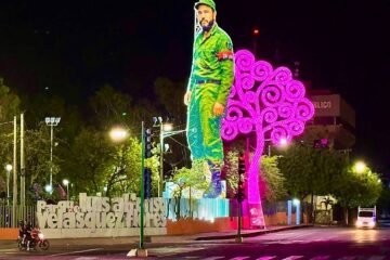 Cuba celebra el centenario del nacimiento de Fidel Castro en medio de su peor crisis