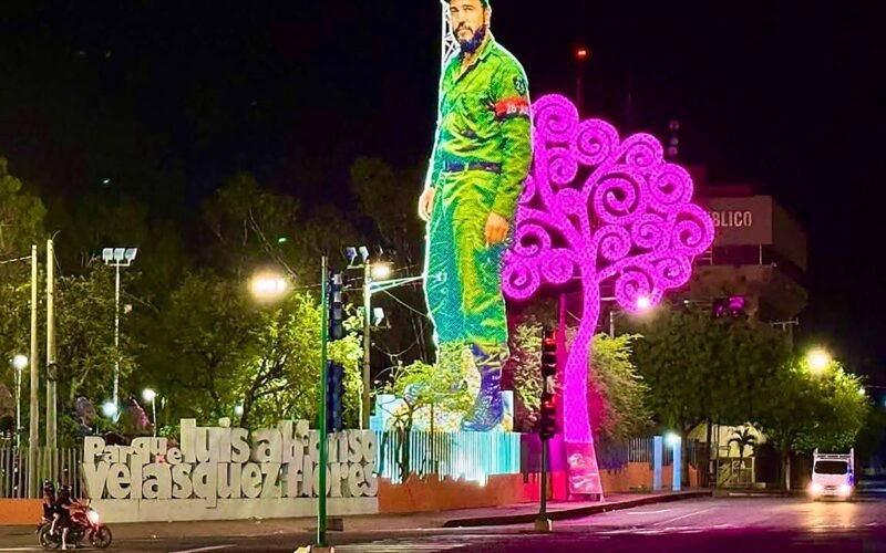 Cuba celebra el centenario del nacimiento de Fidel Castro en medio de su peor crisis
