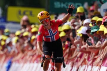 La cabalgata de la valquiria Sigrid Haugset ilumina la etapa jurásica del Tour de Francia
