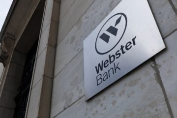 El Santander gira hacia la banca tradicional en EE UU y añade 60.000 millones en depósitos con Webster