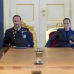 Haakon VIII hereda una Corona en horas bajas