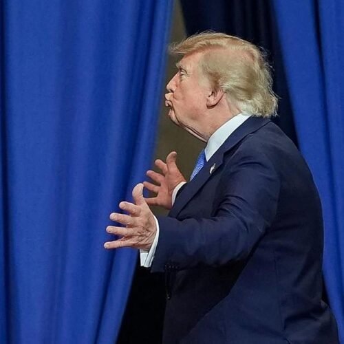 Trump anuncia que «muy pronto» Ormuz será «un territorio de EE UU»