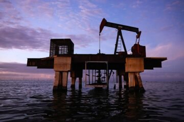 La Casa Blanca sale en defensa del nuevo petróleo venezolano: «No queremos que China y Rusia controlen esa riqueza»