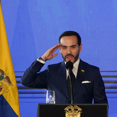La Policía colombiana detiene a un francotirador que planeaba un atentado contra De la Espriella