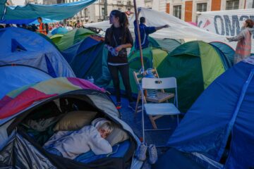 Radiografía de la acampada de Sol: así se organizó en una noche el campamento que ya reúne a miles