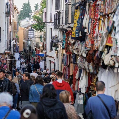 Viajar fuera de temporada alta: los precios, la masificación y el clima cambian el turismo