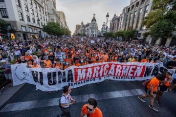 ¿Quiénes son los de los chalecos naranjas? Así funciona el Sindicato de Inquilinas, que lidera la acampada de Sol
