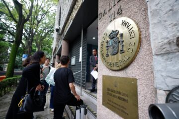 El 80% de los casos de la ‘ley de nietos’ están  concentrados en 16 oficinas consulares y sin expediente digital